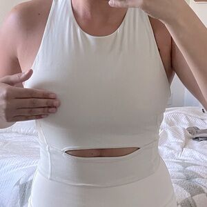 Lululemon cut out tank